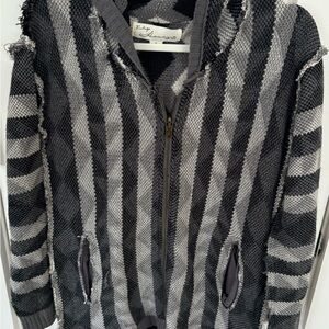 Vintage Havana Black and Gray Zip Up Top small relaxed sweatshirt